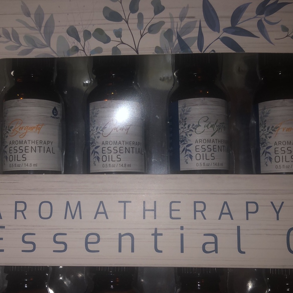 Aromatherapy essential oils - Picture 2 of 11